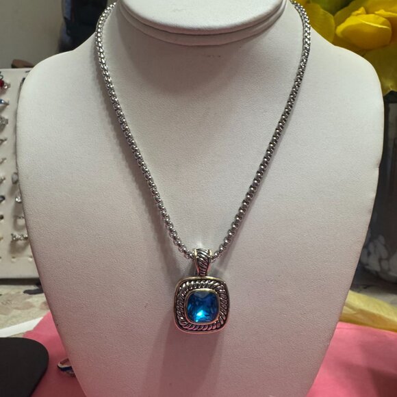 Jewelry - Kayden statement necklace